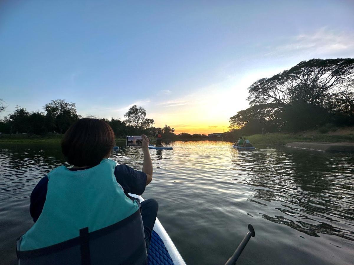 Une Jai Place เรือนอุ่นใจ Phimai Zewnętrze zdjęcie