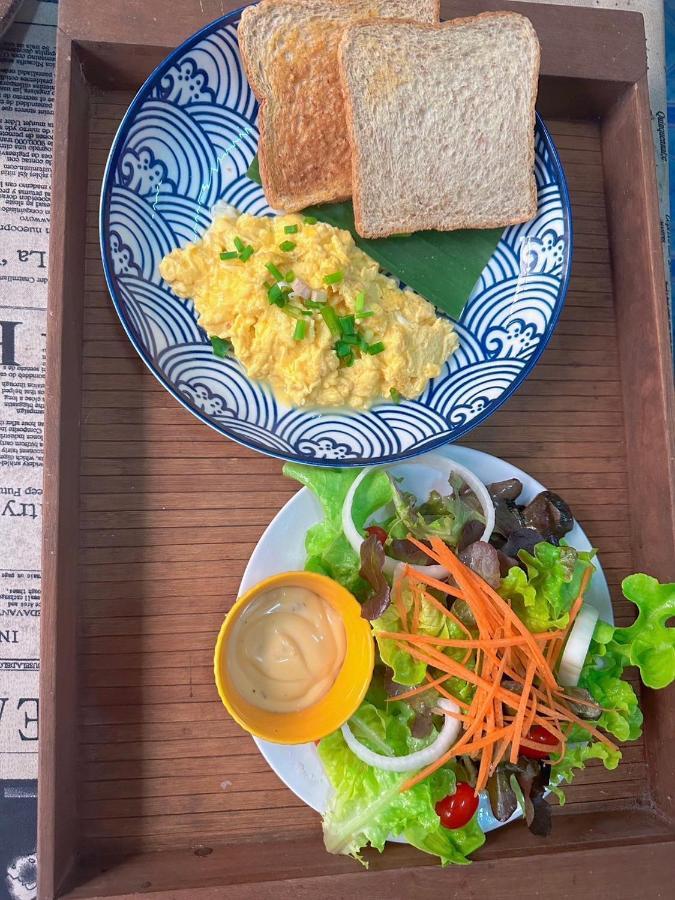 Une Jai Place เรือนอุ่นใจ Phimai Zewnętrze zdjęcie